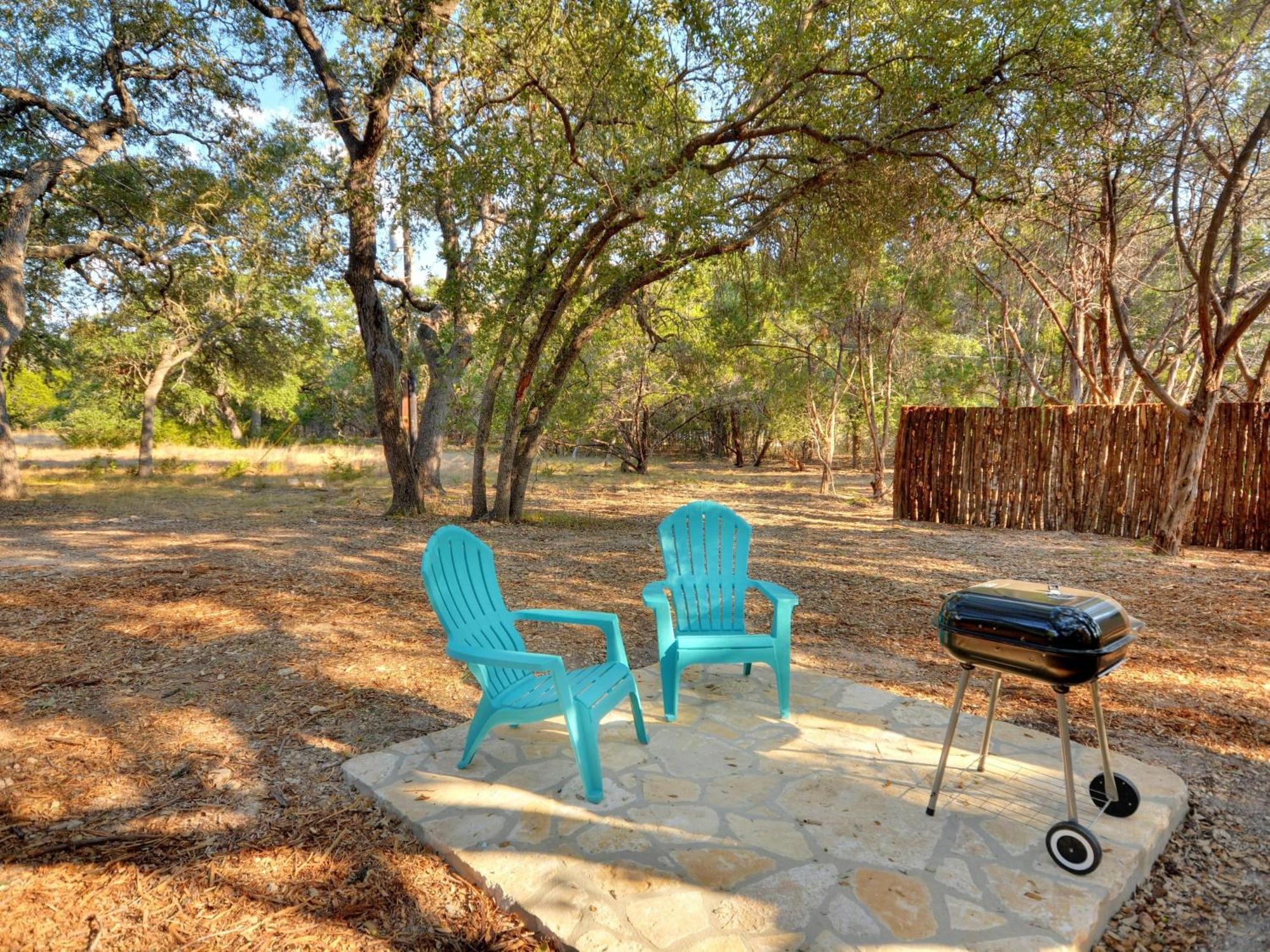 Cabins At Flite Acres - Desert Willow ウィンバリー エクステリア 写真